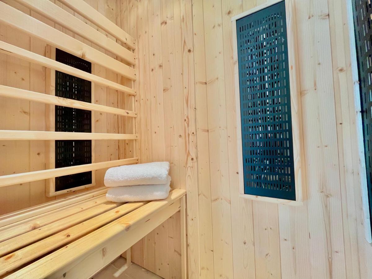 Cocon Luxe - Sauna & Balneo Au Coeur De Remeš Exteriér fotografie
